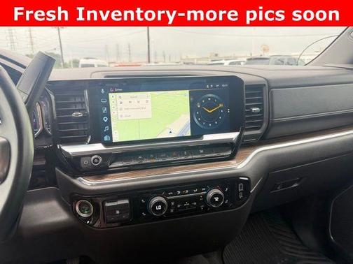 Summit White 2025 Chevrolet Silverado 1500 LT