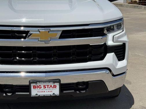 Summit White 2025 Chevrolet Silverado 1500 LT