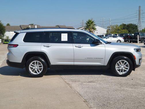 2021 Jeep Grand Cherokee L Laredo