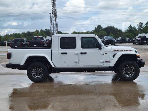 2025 Jeep Gladiator Mojave X