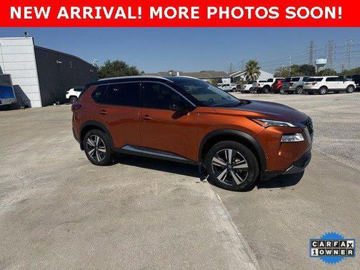 2022 Nissan Rogue SL