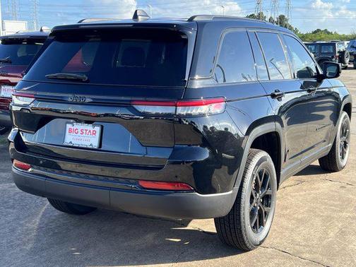 2025 Jeep Grand Cherokee Altitude