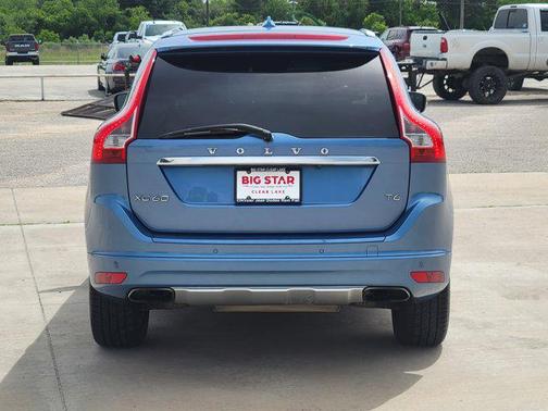 2015 Volvo XC60 T6 Platinum