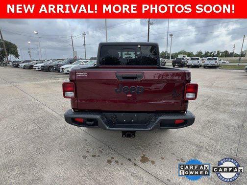 2022 Jeep Gladiator Willys