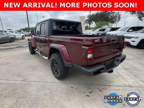 2022 Jeep Gladiator Willys