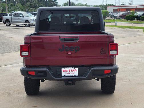 2022 Jeep Gladiator Willys