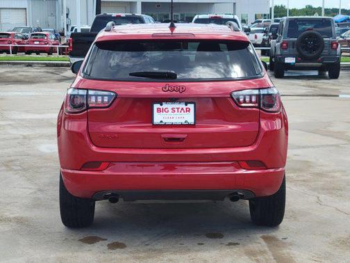 2023 Jeep Compass (RED) Edition