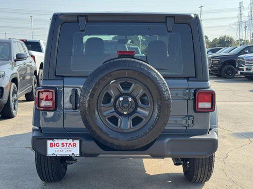 2025 Jeep Wrangler Sport