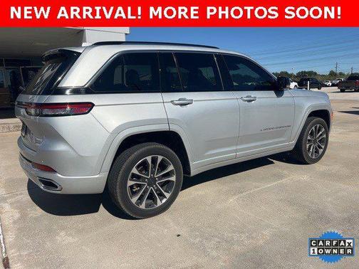 2022 Jeep Grand Cherokee Overland