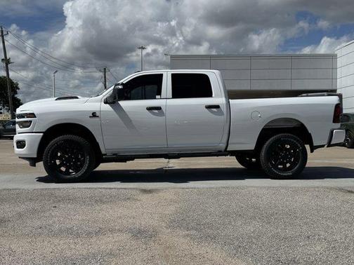Bright White Clearcoat 2026 RAM 2500 Black Express