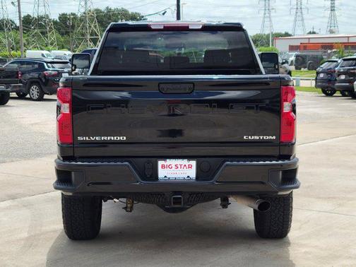 2025 Chevrolet Silverado 2500 Custom