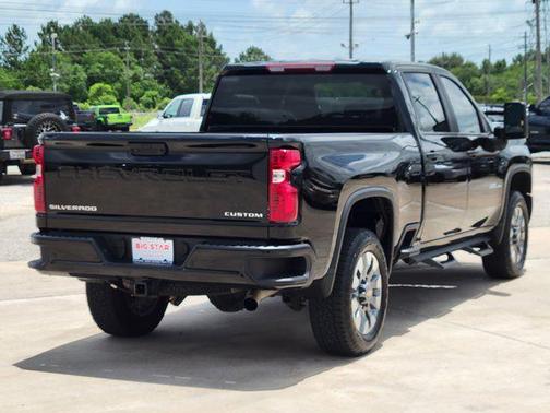 2025 Chevrolet Silverado 2500 Custom