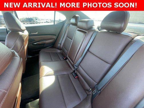 2017 Acura TLX w/Technology Package