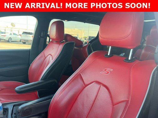 2020 Chrysler Pacifica Hybrid Red S