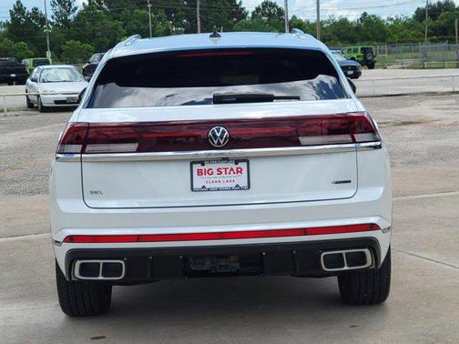 2024 Volkswagen Atlas Cross Sport 2.0T SEL Premium