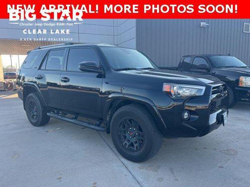 2022 Toyota 4Runner SR5