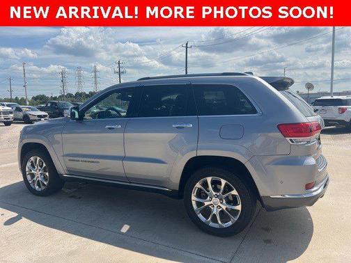 2019 Jeep Grand Cherokee Summit