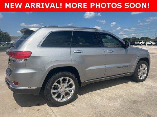 2019 Jeep Grand Cherokee Summit