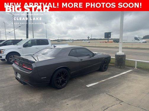 2016 Dodge Challenger SXT