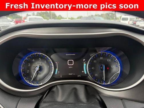 Granite Crystal Metallic Clearcoat 2023 Chrysler Pacifica Touring L