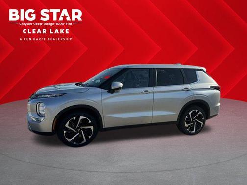 2024 Mitsubishi Outlander SE
