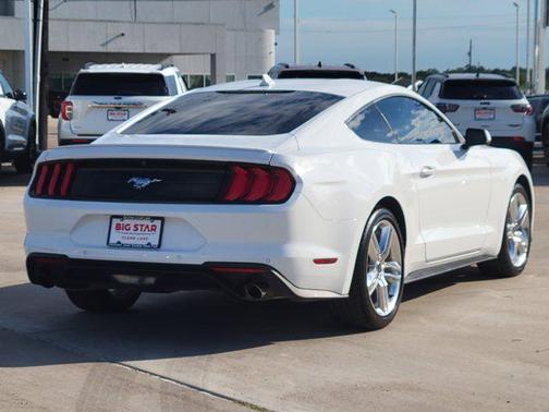 2021 Ford Mustang EcoBoost Premium
