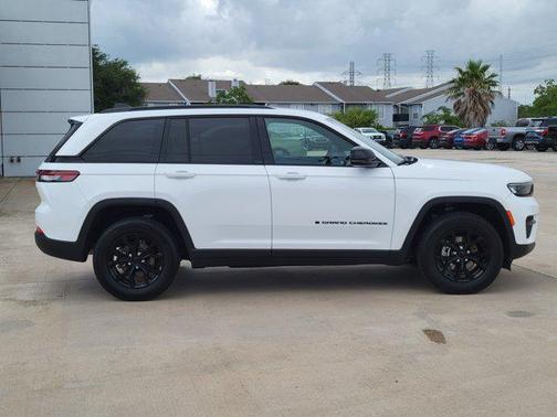 2024 Jeep Grand Cherokee Altitude
