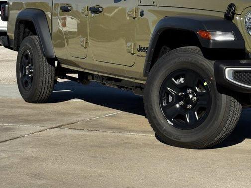 2026 Jeep Gladiator Sport