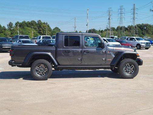 2025 Jeep Gladiator Mojave X