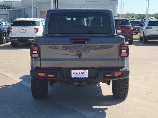 2025 Jeep Gladiator Mojave X