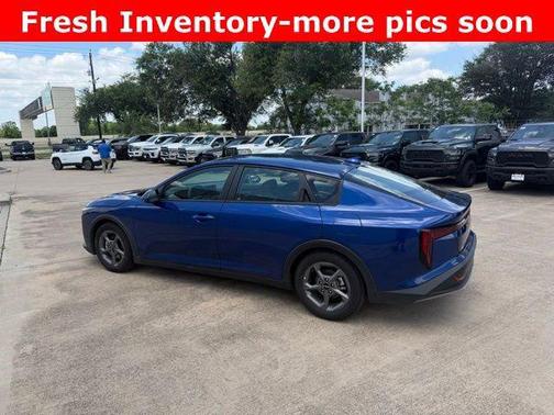 Deep Sea Blue 2025 Kia K4 LXS