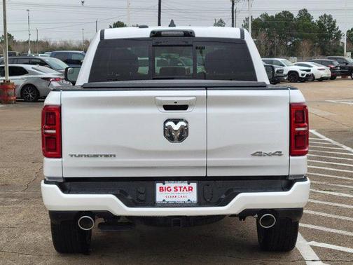 2025 RAM 1500 ST