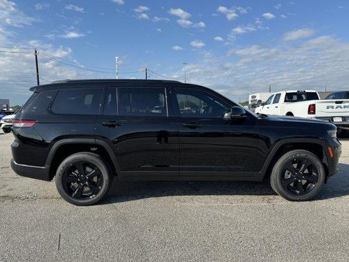 2025 Jeep Grand Cherokee L Altitude