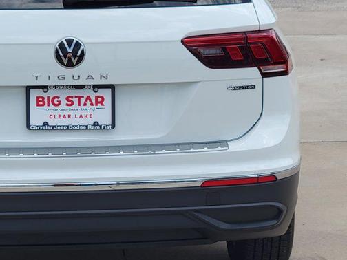2024 Volkswagen Tiguan 2.0T Wolfsburg Edition