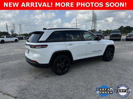 2023 Jeep Grand Cherokee Altitude