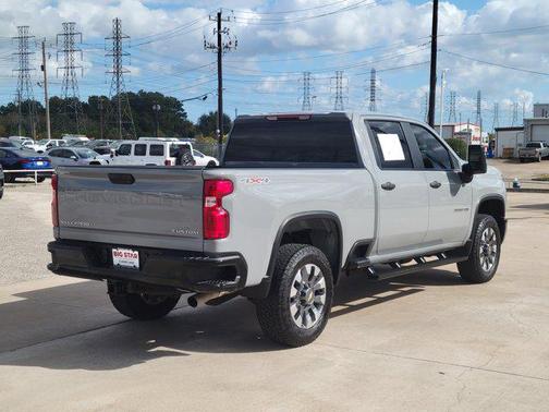 2024 Chevrolet Silverado 2500 Custom