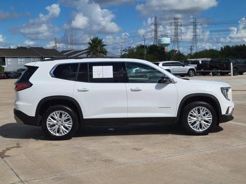 2024 GMC Acadia FWD Elevation