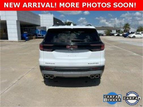 2024 GMC Acadia FWD Elevation