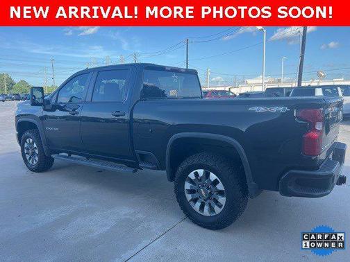 2022 Chevrolet Silverado 2500 Custom