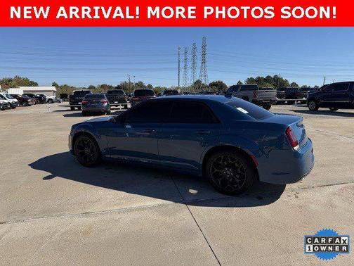 2020 Chrysler 300 Touring