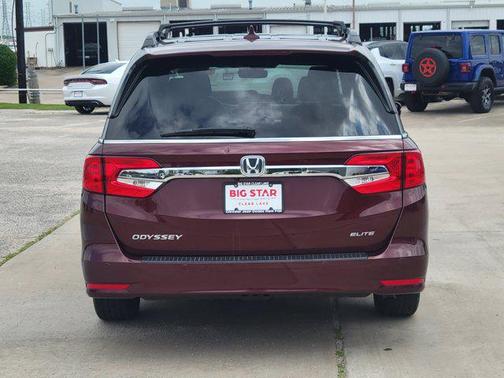 2019 Honda Odyssey Elite