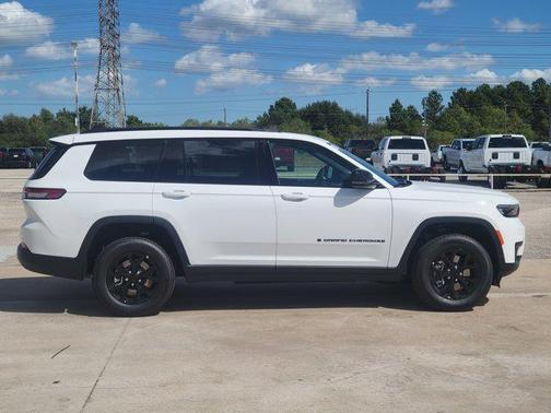 2025 Jeep Grand Cherokee L Altitude