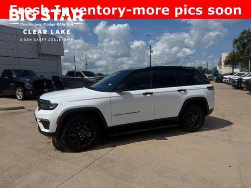 Bright White Clearcoat 2025 Jeep Grand Cherokee Limited