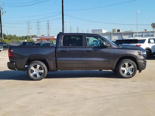 2025 RAM 1500 Tradesman