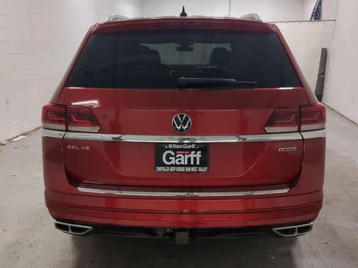 Red 2022 Volkswagen Atlas 3.6L SEL Premium