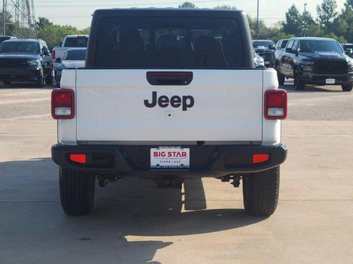2023 Jeep Gladiator Sport S
