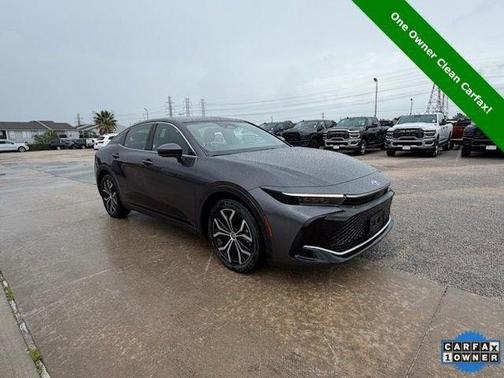 Magnetic Gray Metallic 2024 Toyota Crown Limited AWD (Natl)