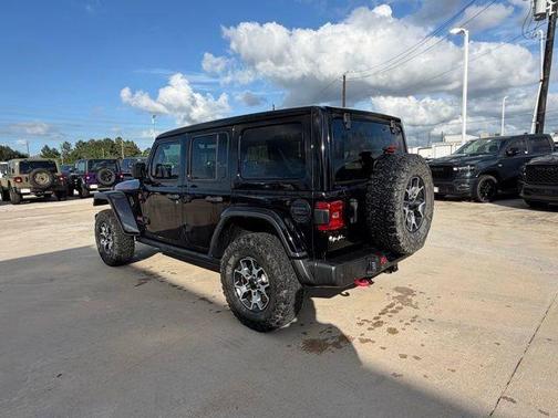 Black 2021 Jeep Wrangler