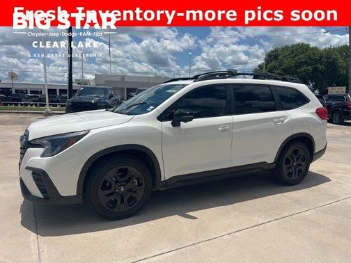 Crystal White Pearl 2023 Subaru Ascent Onyx Edition Limited 7-Passenger
