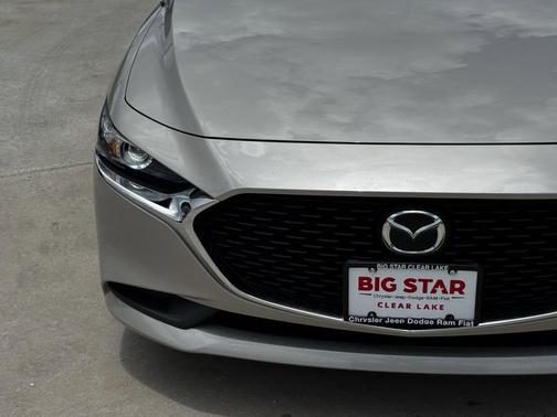 Platinum Quartz Metallic 2024 Mazda Mazda3 2.5 S Select Sport